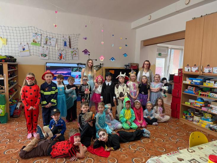 Foto k B�ezen ve �kolce